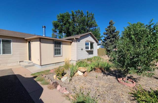 Large 2 Bedroom Home - 3281 Crawford Drive, Fremont County, CO 81212