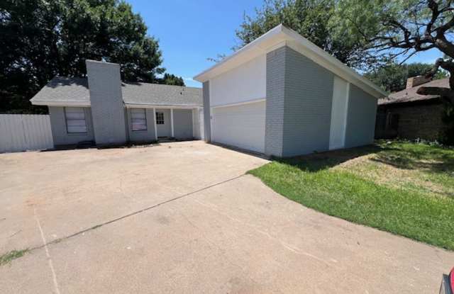 4826 Stonecrest
