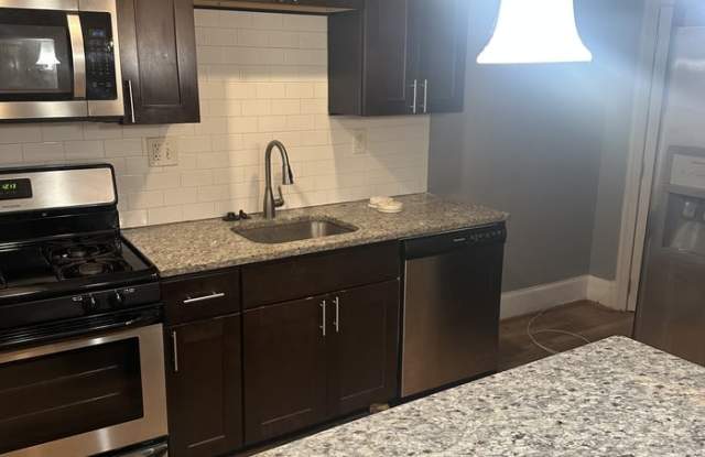 Photo of 552 East 38th Street