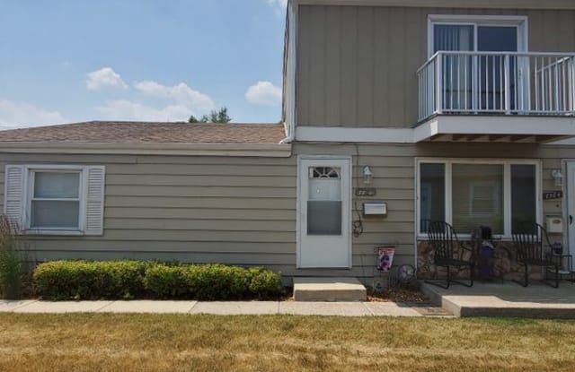 7966 W 163 Pl #4 - 7966 163rd Place, Tinley Park, IL 60477