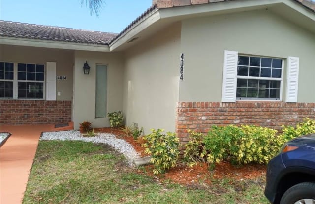 4080 Coral Springs Dr - 4080 Coral Springs Drive, Coral Springs, FL 33065