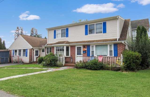 Photo of 15 Ridge Avenue