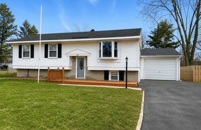 857 Glenn Ct