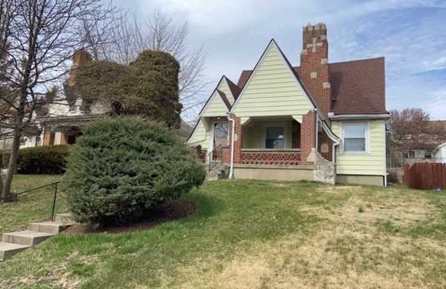 121 Basswood Avenue