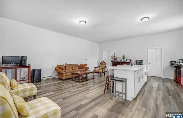 512 Monastery Place