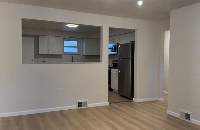 819 Bayonne Ave