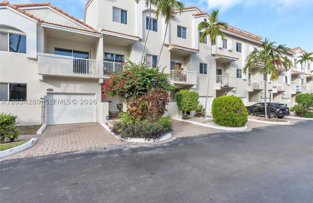 21399 Marina Cove Cir