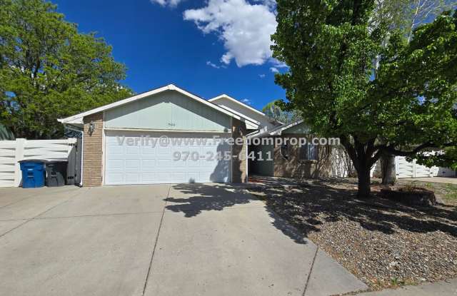 Spacious 3 bed 1 bath home! photos photos