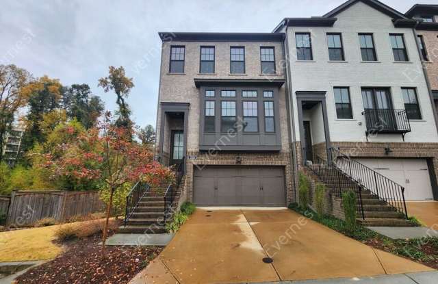 1304 Markham Rd