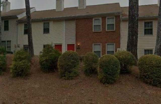 1050 Old Holcomb Bridge Road