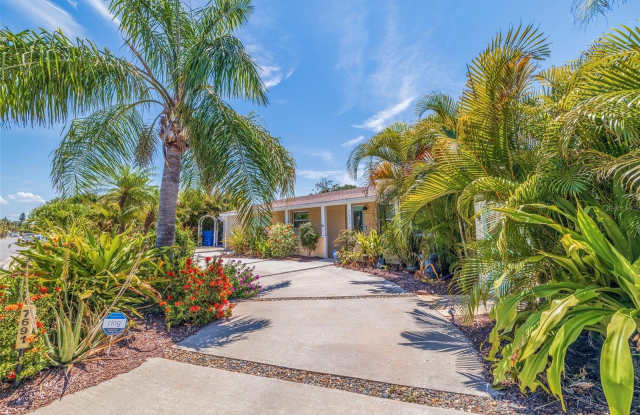 7691 COQUINA WAY