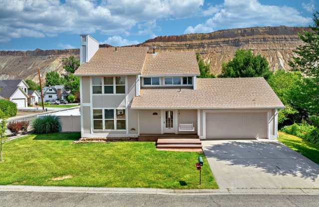 Photo of For Rent – Beautiful 4 Bedroom Home in Palisade