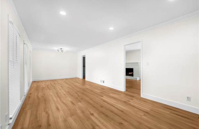 4083 Cedar Knoll Drive