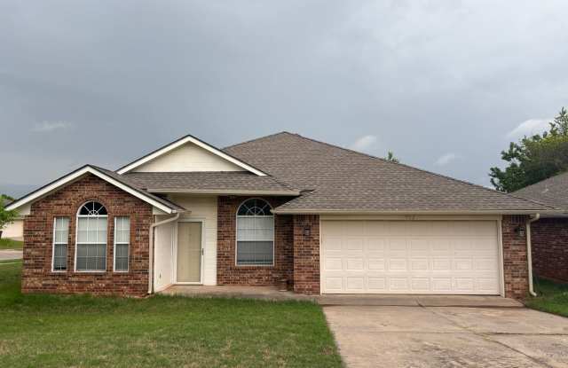 Wonderful 3 Bed 2 Bath Home in Norman