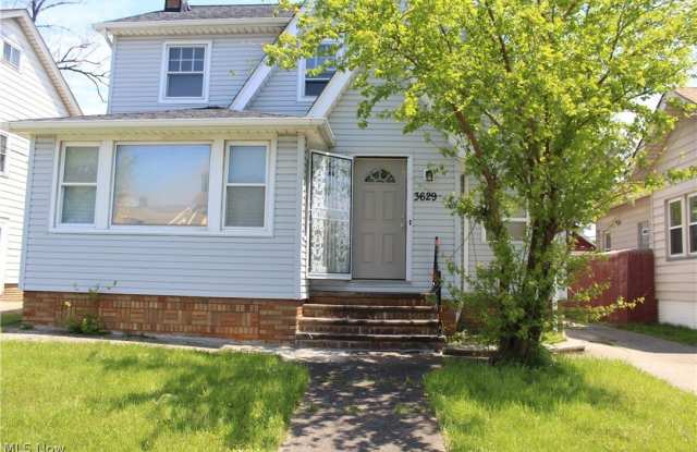 3629 W 130th Street