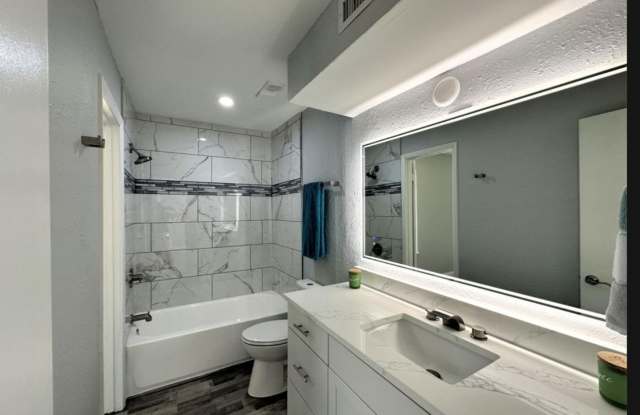 3525 Sable Palm Lane