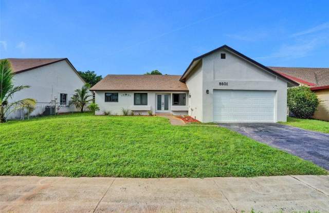 8601 NW 46th Ct