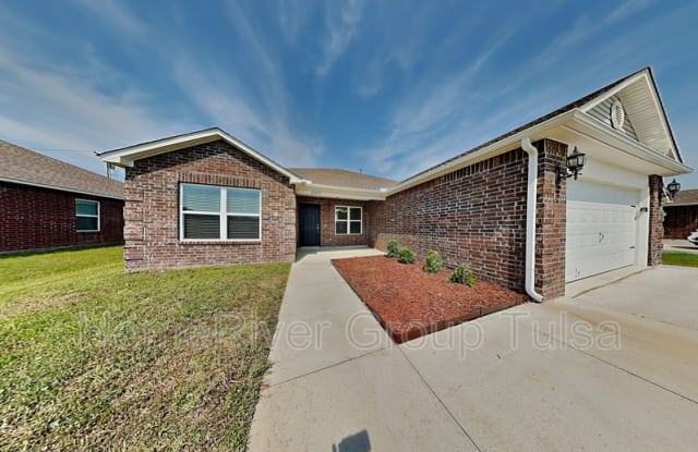 2013 Orchid Ln - 2013 Orchid Lane, Claremore, OK 74019