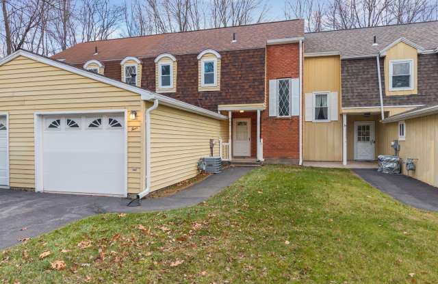 Photo of 4 Sugarbush Road