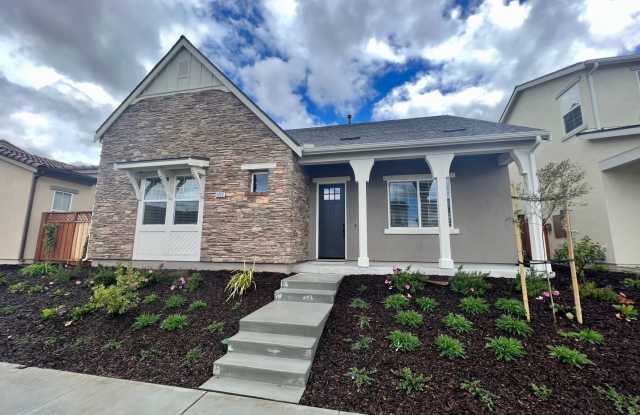 3002 Pinnacles Wy