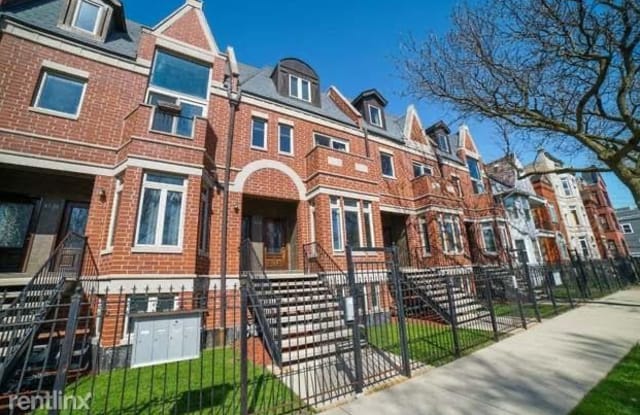 4322 S Berkeley 2 - 4322 South Berkeley Avenue, Chicago, IL 60653