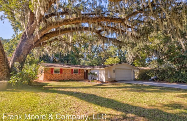 5913 Fairview Avenue - 5913 Fairview Avenue, Savannah, GA 31406