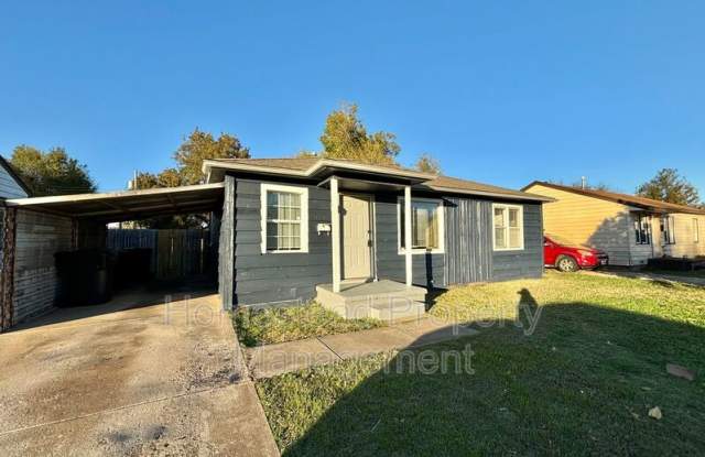 3257 SW 49th St.