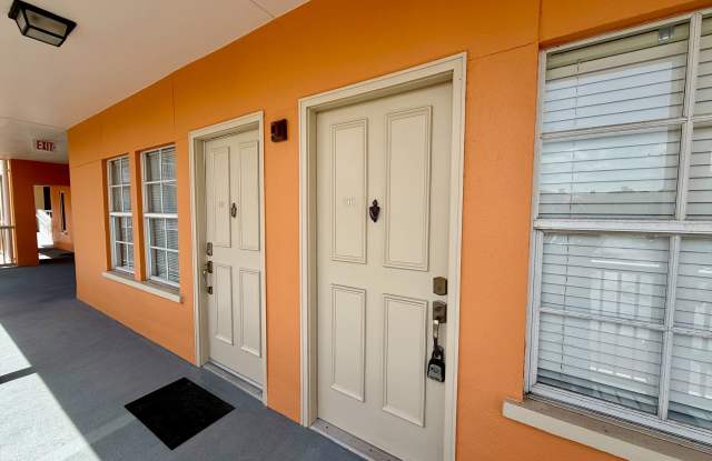 606 Market St Apt 230