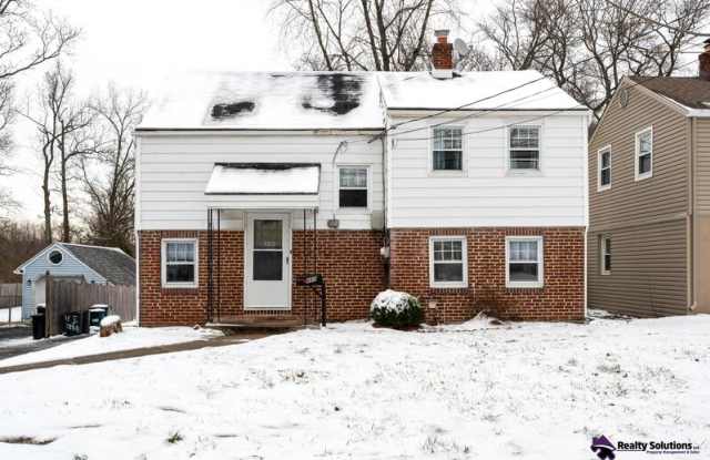 480 East Barber Avenue