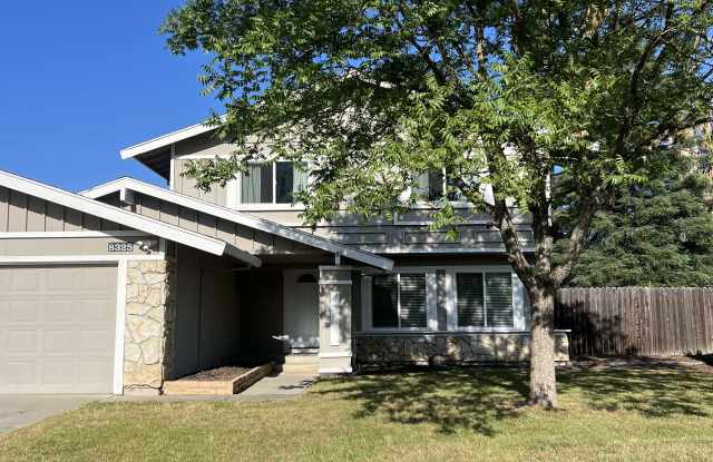 8325 Garry Oak Drive