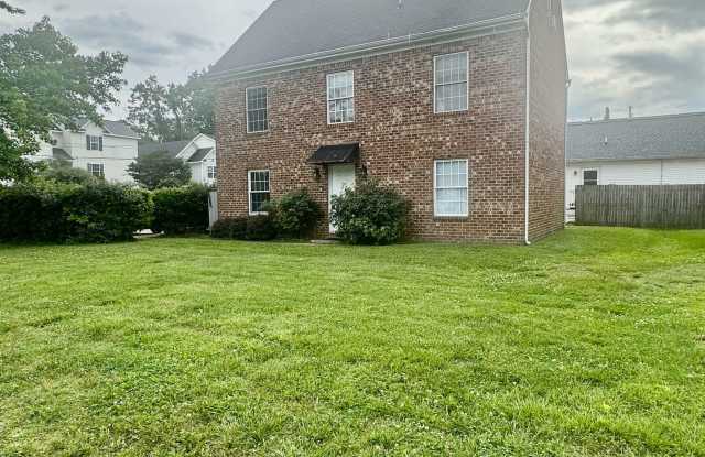 Photo of 1606 Parks Ave