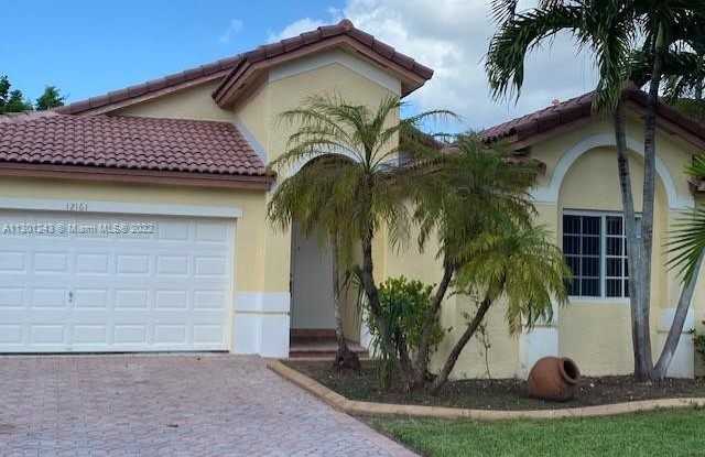 12161 SW 135th Ter - 12161 Southwest 135th Terrace, Three Lakes, FL 33186