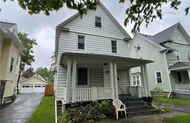 76 Gold Street