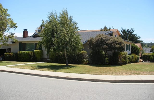 2725 YOSEMITE DR - 2725 Yosemite Drive, Belmont, CA 94002