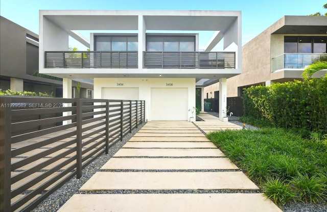 Photo of 3458 Day Ave