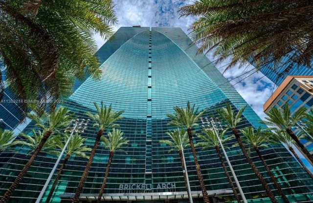1395 Brickell Ave