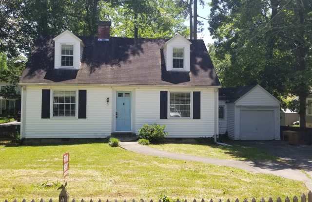 Photo of 111 Charlton Street NW