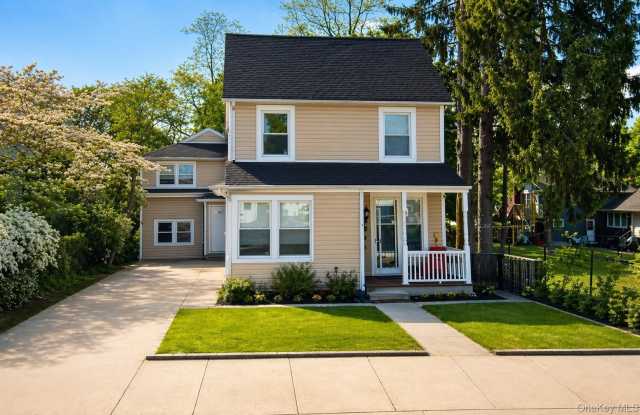 46 Dawson Avenue