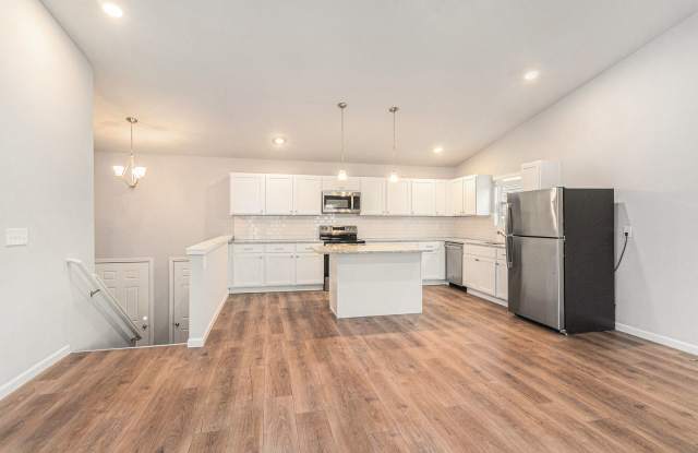 4394 Pine Creek Drive