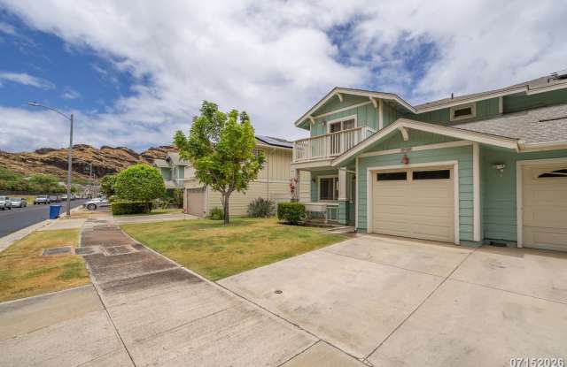 3 Bed|3 Bath|2 Parking in Nohokai At Sea Country | $3,300
