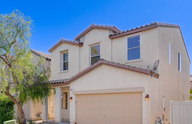 Coronado Ranch Pool Home | Stunning 4 Bed Beauty with Designer Kitchen & Private Backyard Oasis**