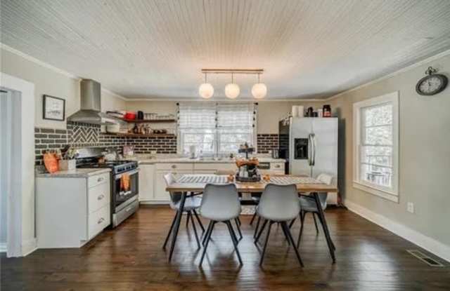 6689 East Strickland Street