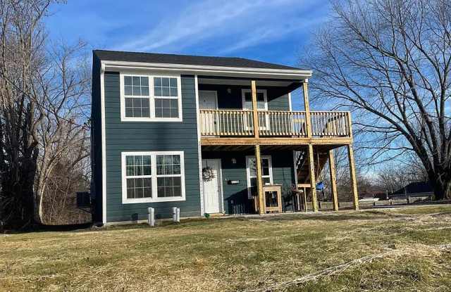 511 North Main Street - A