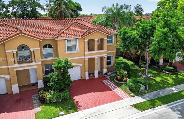 913 NW 135th Ave