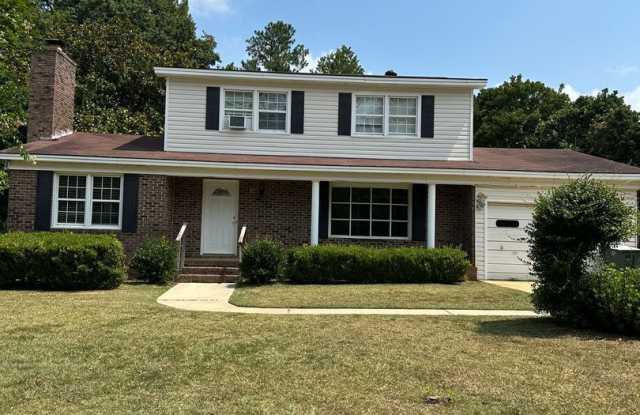 2 bed/ 2.5 bathroom Home in Valdosta GA