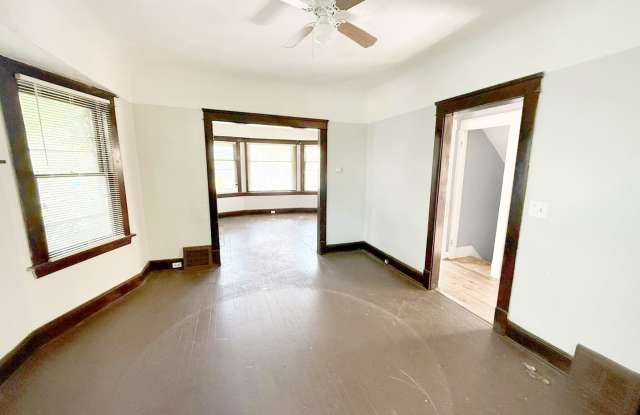 3 BED 1 BATH BEAUTIFUL SINGLE FAMILY HOME