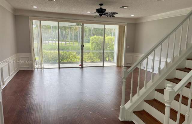 21506 Saint Andrews Grand Cir