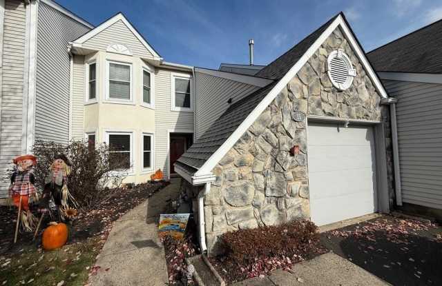 Photo of 15 NORTHRUP COURT