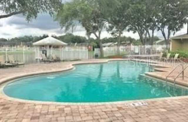 221 LAKE BROOK CIRCLE