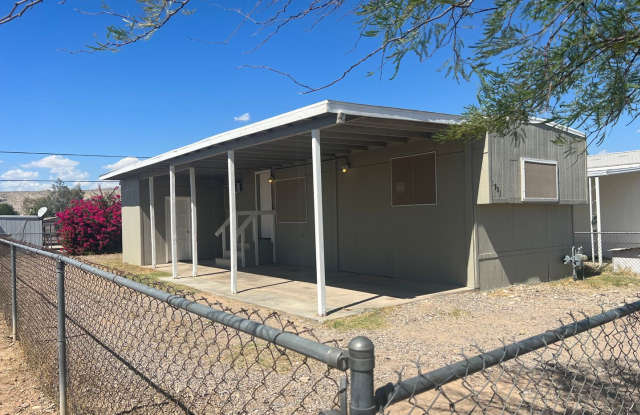 Cute Remodeled 2 Bed 1 Bath